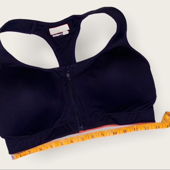 Under Armour (38D) Sports Bra Zip front closure lightly padded cups & straps - Picture 8 of 8